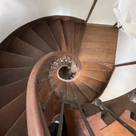 Joli Appartement Renove Dans Batisse Du 18Eme Daire *